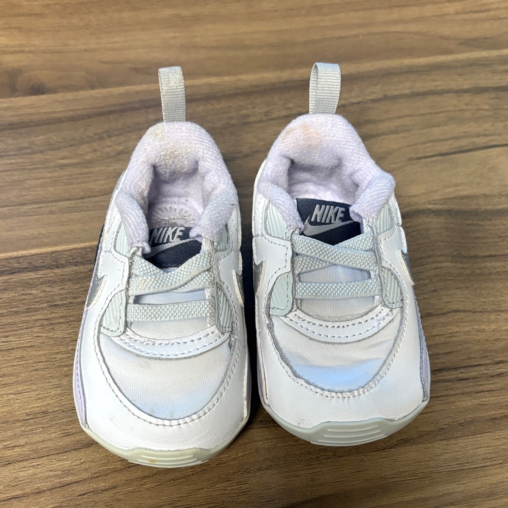 Nike Kids crib shoes size 4C